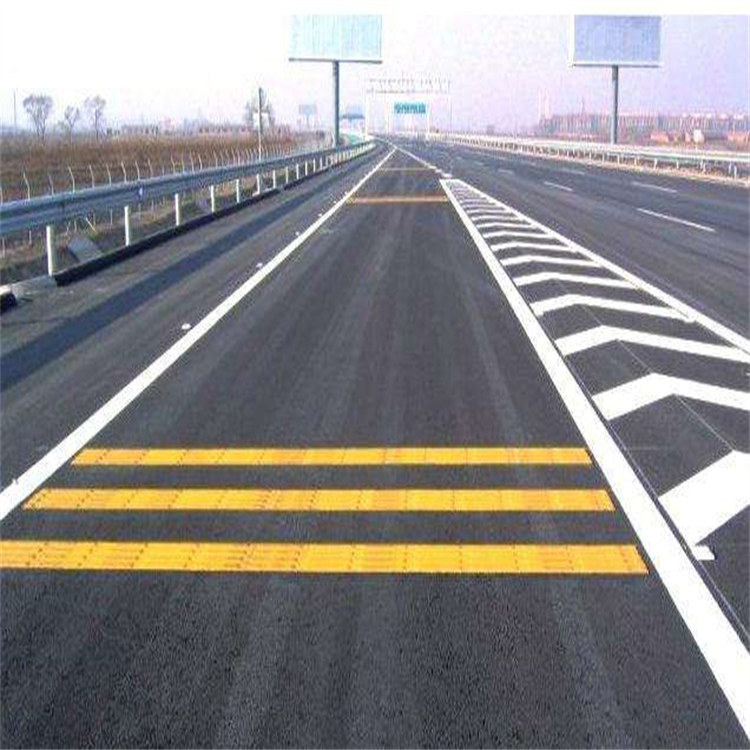 每日推薦 道路劃線——城市交通的“安全之尺”與通用教程指南